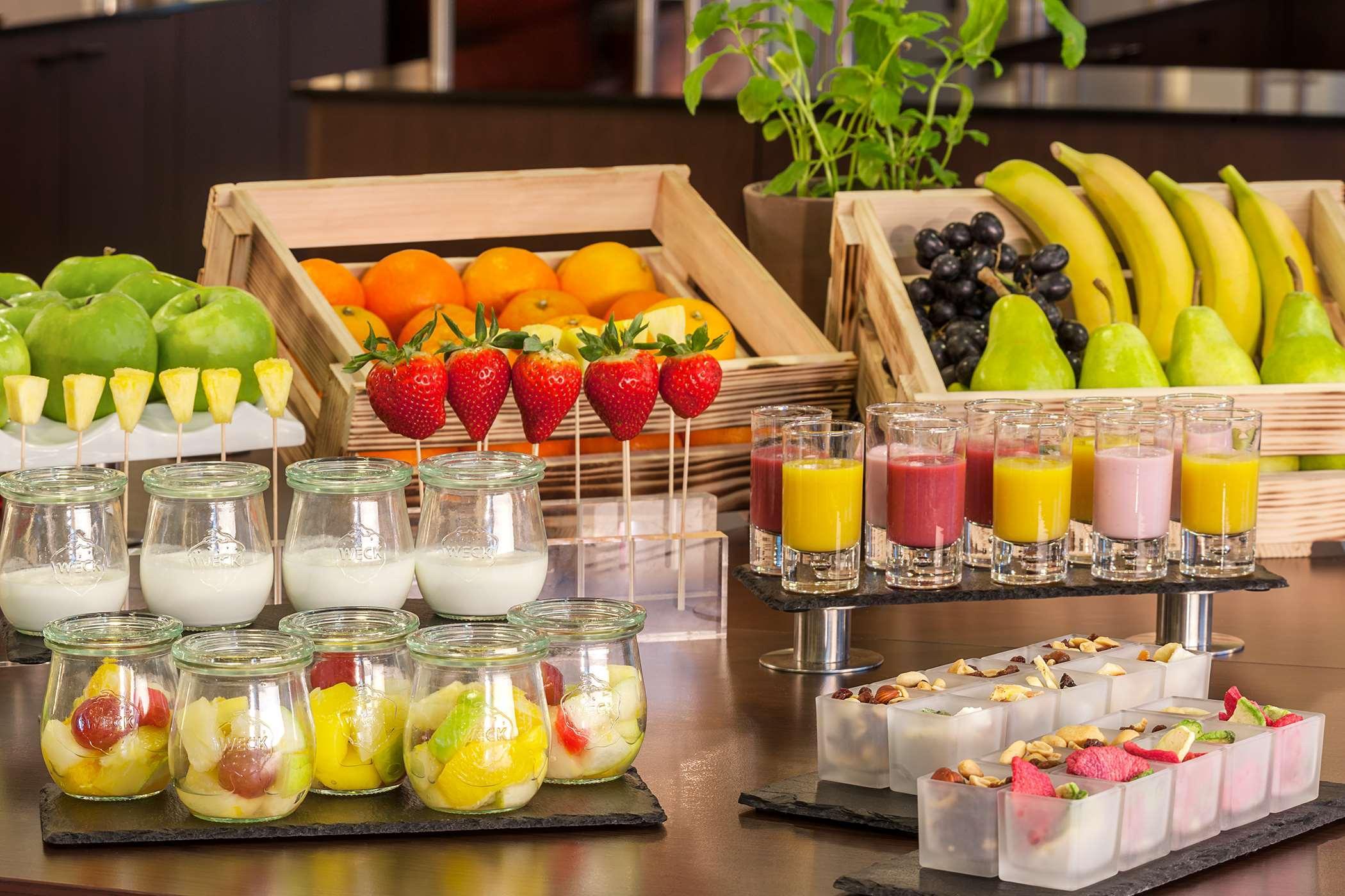Catalonia El Retiro Hotel Madrid Ngoại thất bức ảnh