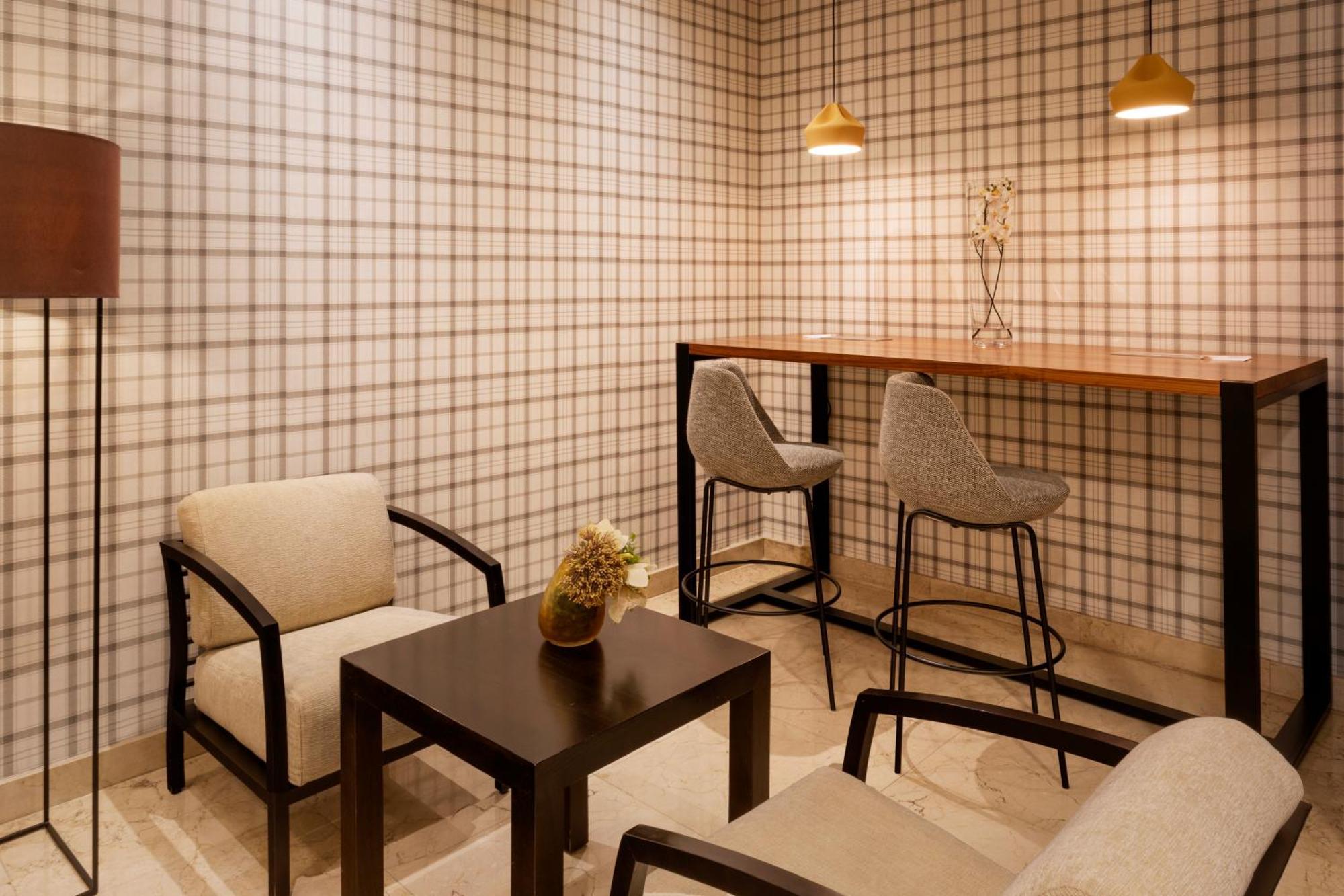 Catalonia El Retiro Hotel Madrid Ngoại thất bức ảnh
